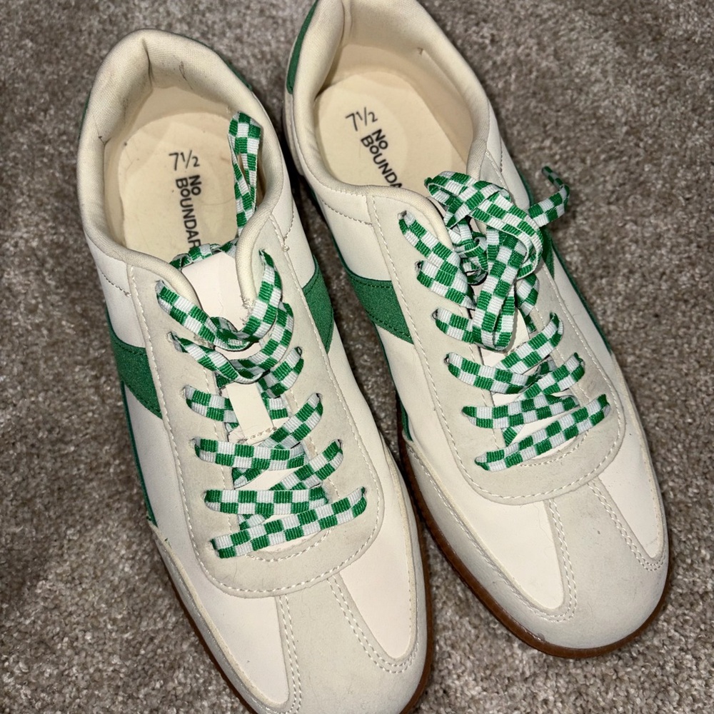 No Boundaries White and Green Sneakers